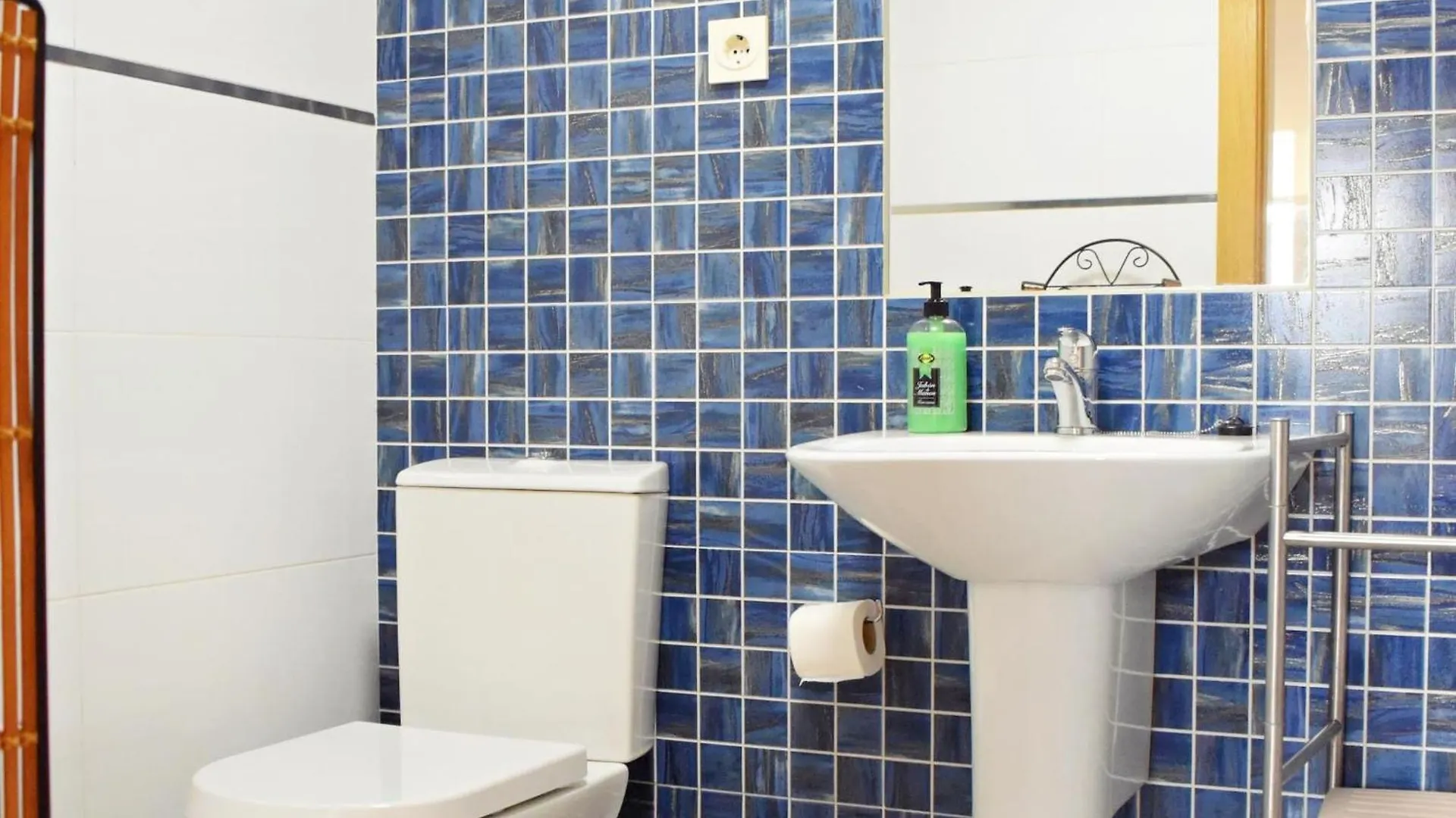 Encina'S Home: Bonito Apartamento De Dos Dormitorios Cerca Del Centro Historico Malaga